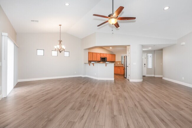 Foto del edificio - 1846 W Half Moon Cir