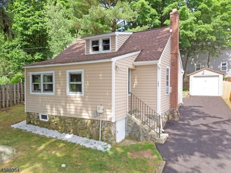 103 Randolph Ave, Hopatcong, NJ 07843 House Rental in Hopatcong, NJ