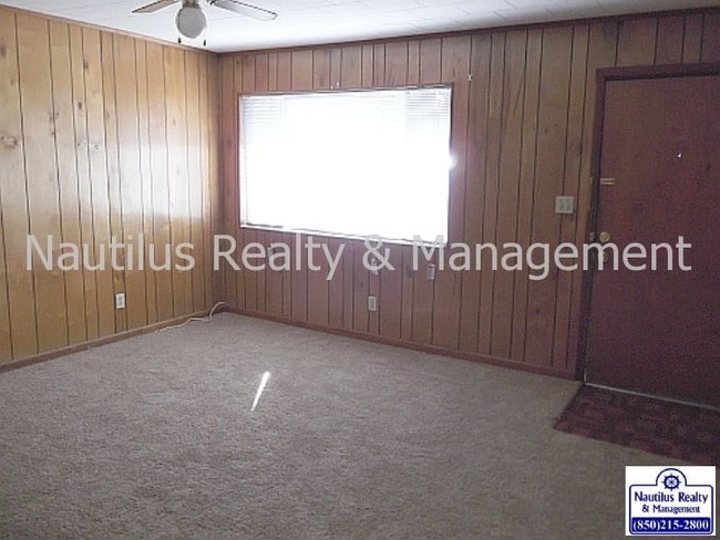 Building Photo - 5802 E Highway 22