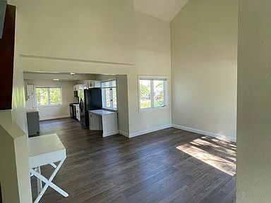 Foto del edificio - 1220 Clover Ridge Dr