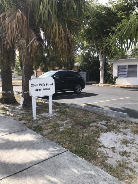 Building Photo - 2525 Polk St