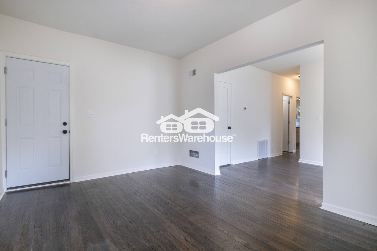 Foto principal - 2305 E 37th St