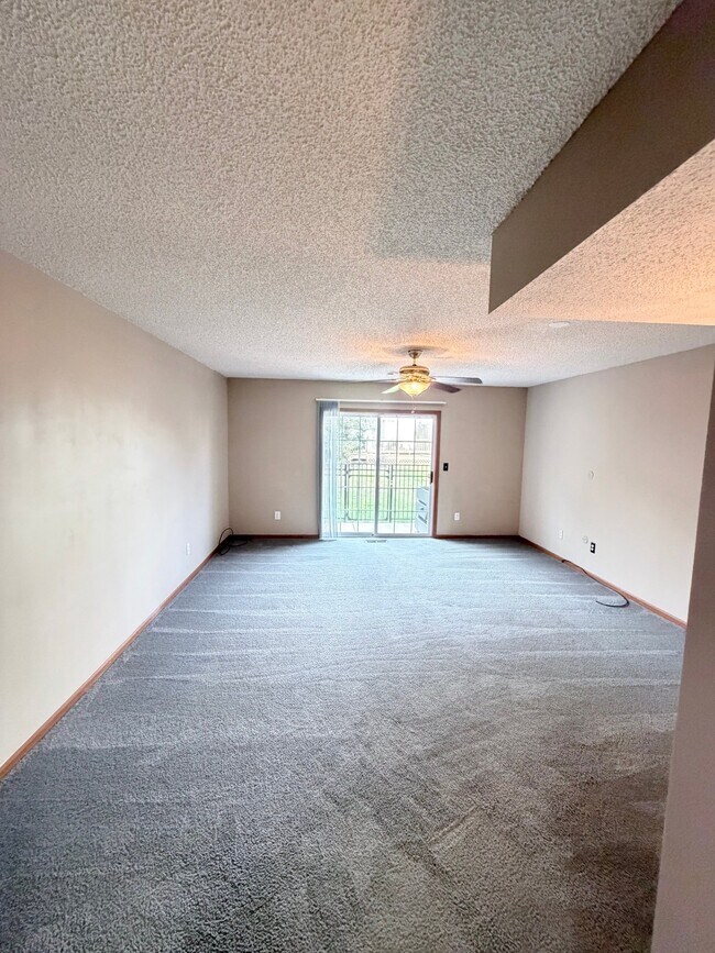 Building Photo - 186 Macfalls Way