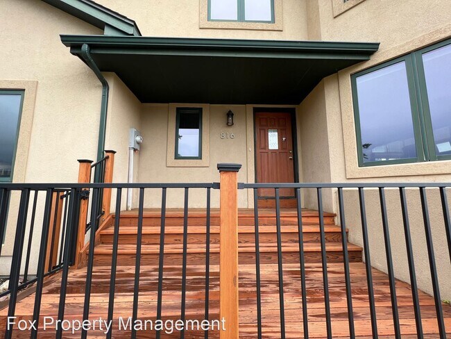 Foto del edificio - 4 br, 3.5 bath House - 816 Mountain View D...