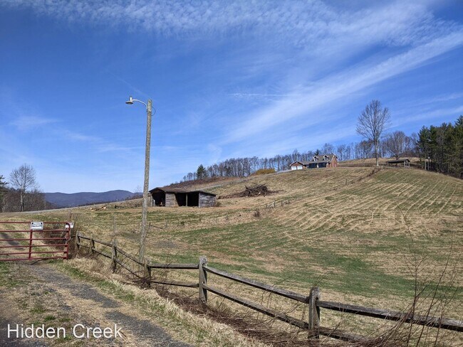 Building Photo - 3 br, 2 bath House - 5990 Idlewild Road