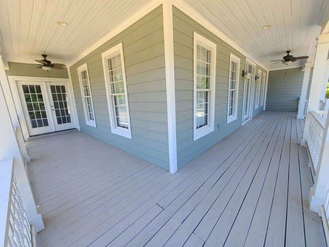 Building Photo - Serene 3-Acre Homestead in Sanford, NC – I...