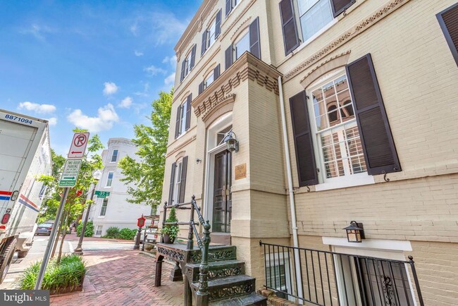 Building Photo - 3100 N St NW