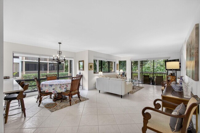 Foto del edificio - 611 Brackenwood Cove
