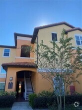 Building Photo - 5479 Vineland Rd