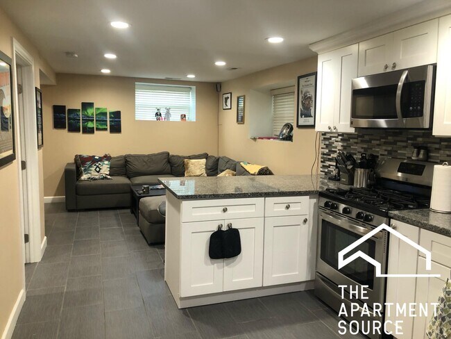 Foto del edificio - 2651 W Armitage Ave