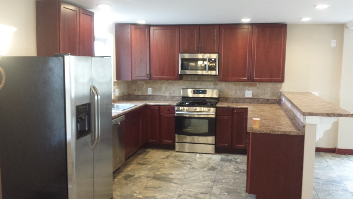 292 Granby Rd, Chicopee, MA 01013 Condo for Rent in Chicopee, MA