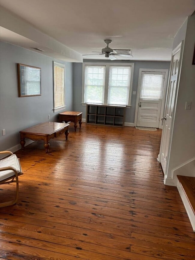 Building Photo - 6541 Broadwater Cir