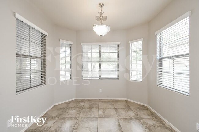 Foto del edificio - 4191 E Velasco St