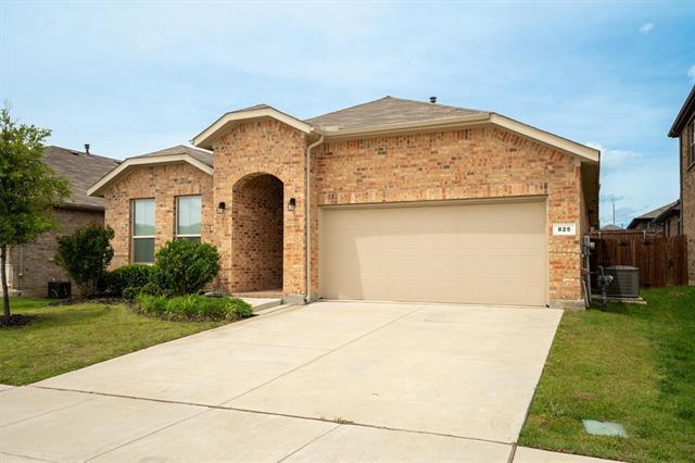 Building Photo - 825 Blackhorse Trl