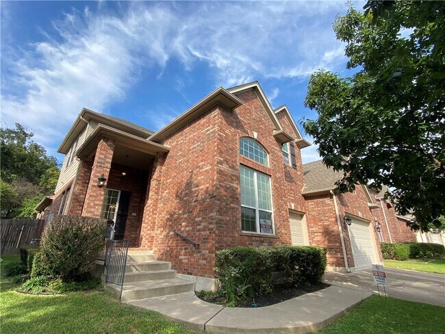 Building Photo - 10233 Chestnut Ridge Rd