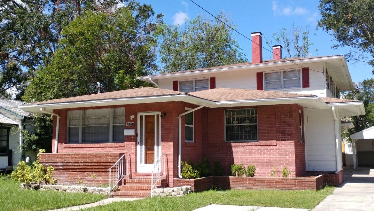 Primary Photo - 1359 W 31st St