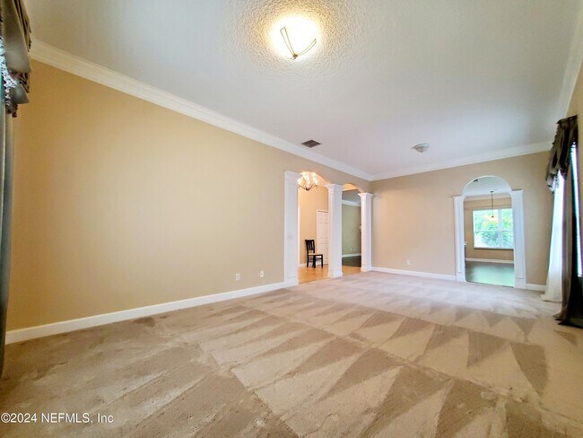 Foto del edificio - 5627 Ribbon Rose Dr