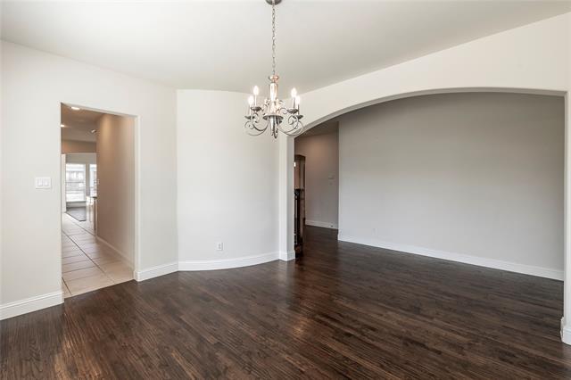 Building Photo - 16301 Benbrook Blvd