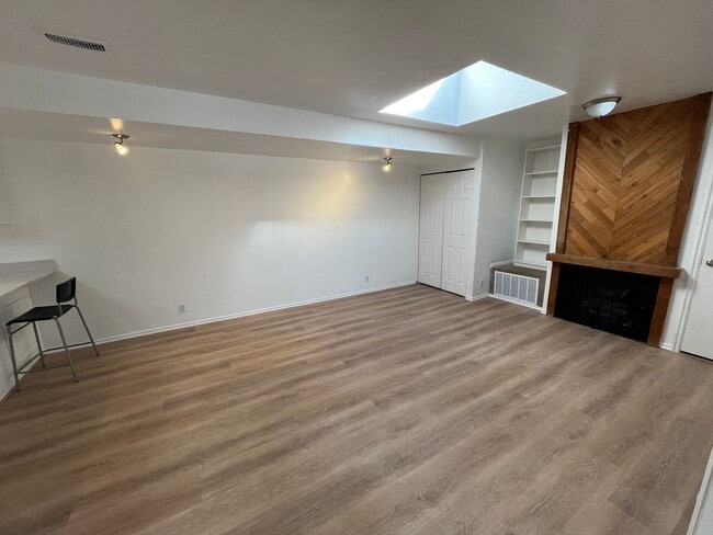 Building Photo - Provo Condo For Rent