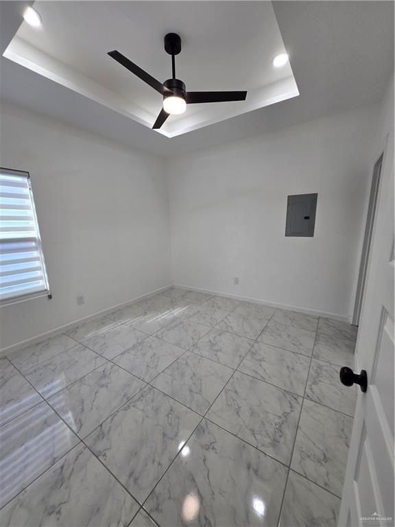Foto del edificio - 900 N Woodson Ave