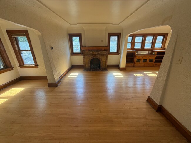Building Photo - 3145-3147 N 50th St.,