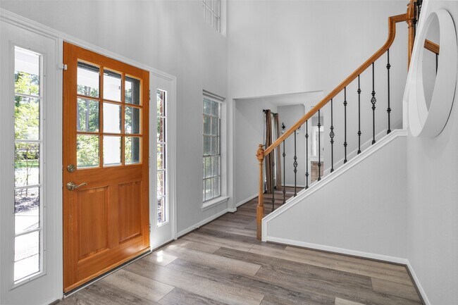 Foto del edificio - 106 N Rushwing Cir