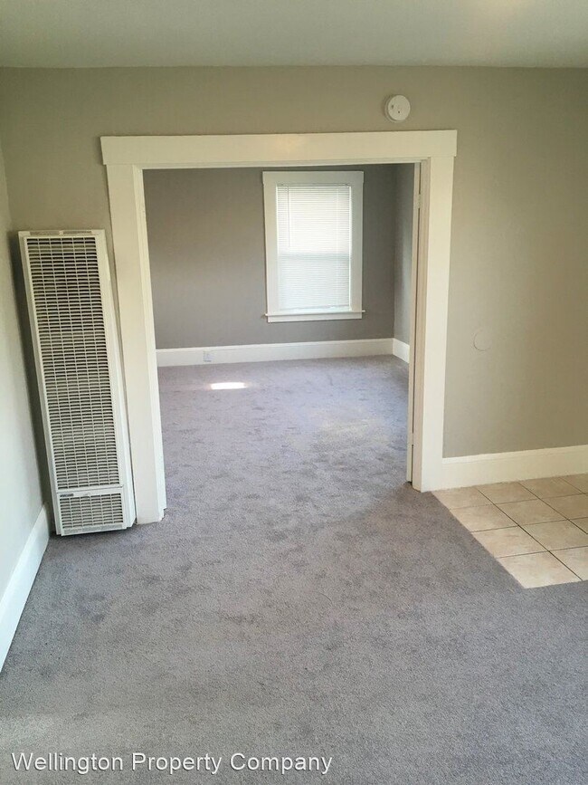 Foto del edificio - 4315-4327 Brookdale Ave