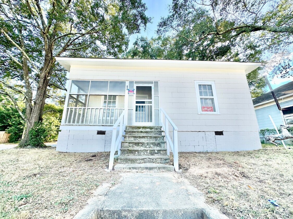 Primary Photo - 844 Ashton St