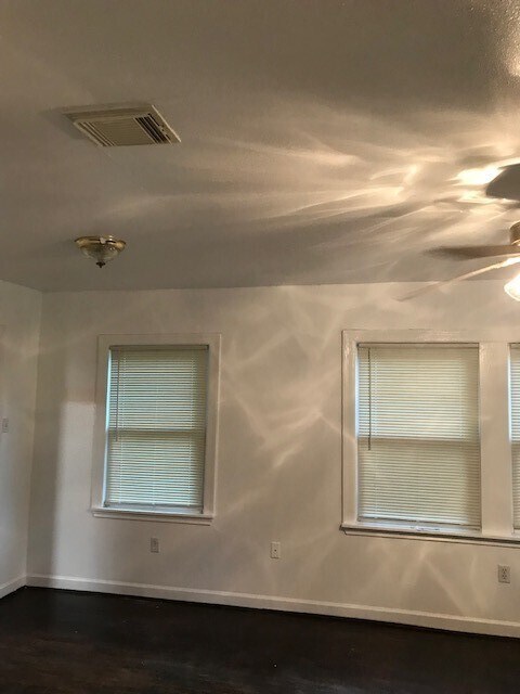 Foto del edificio - 7038 Quince St