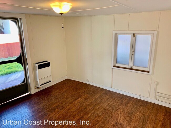 Building Photo - 3476 Orange Ave