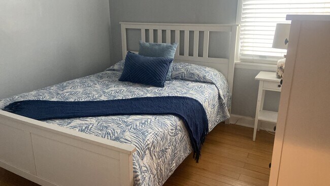 2 bedroom - 130 SE 1st Ave
