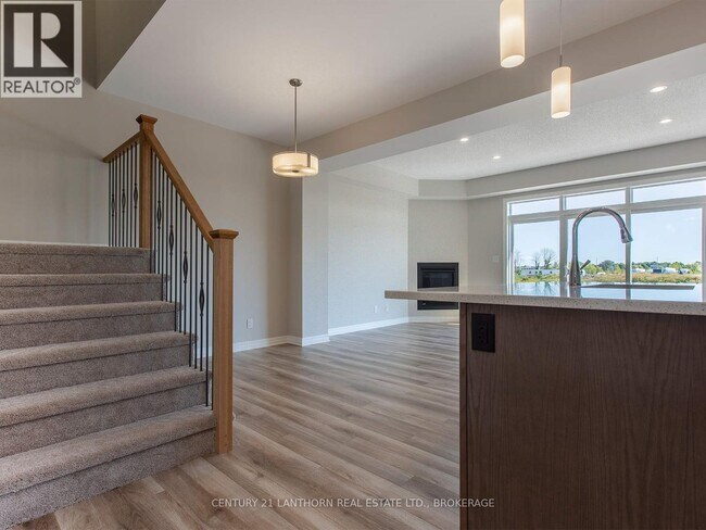 Photo du bâtiment - 314 Holden St