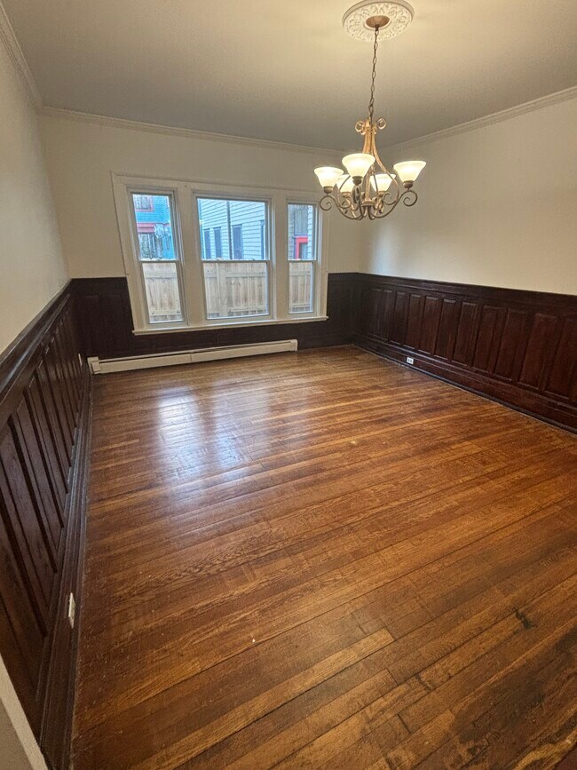 Foto del edificio - 35 Ashland Ave