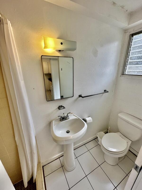 Foto del edificio - 4950 Kilauea Ave