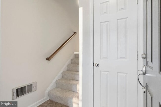 Foto del edificio - 20591 Geddes Terrace