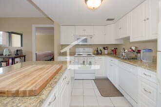 Building Photo - 87 Brainerd Rd