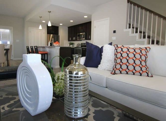 Foto del edificio - 718 Tinton Falls Ln