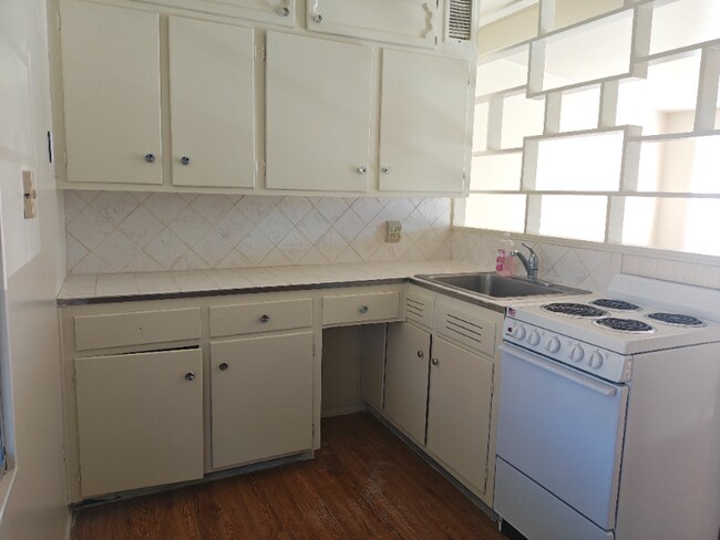 Foto del edificio - 10535 118th Ave N