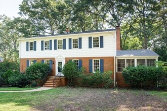 Building Photo - 2401 Scarsborough Dr
