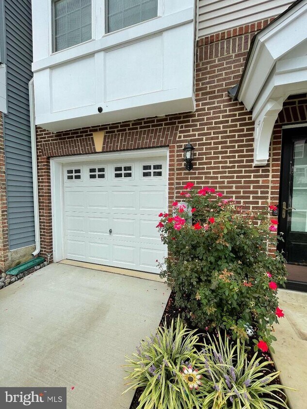 43706 Winterberry Wy, California, MD 20619 Townhome Rentals in