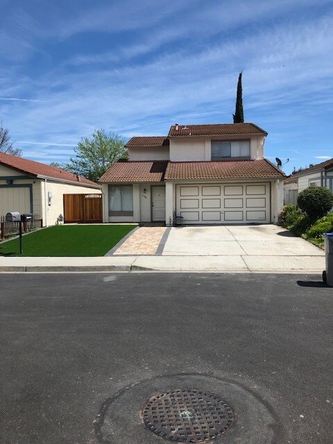 Foto principal - 3908 Jerabek Ct