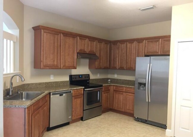 Foto del edificio - Oceanside Village 2 Story Townhouse