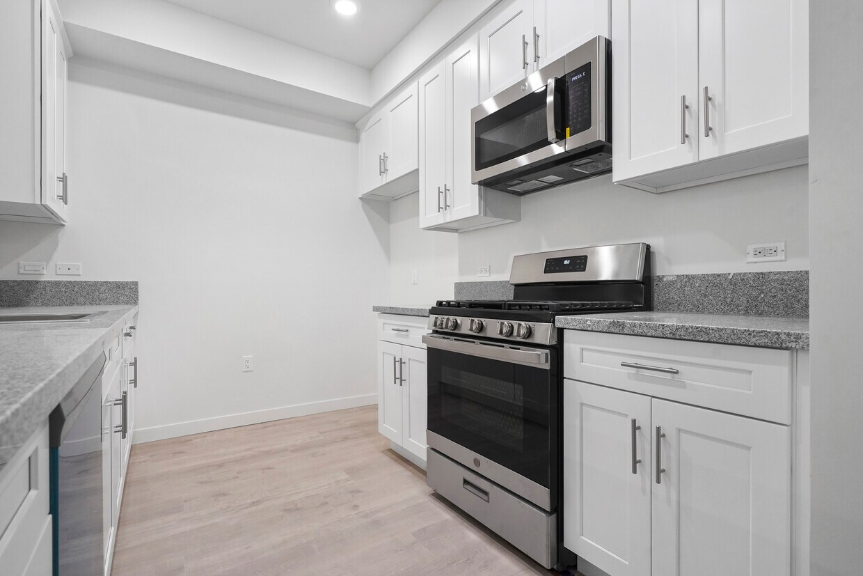 Yaya Columbus Alquileres en North Hills, CA