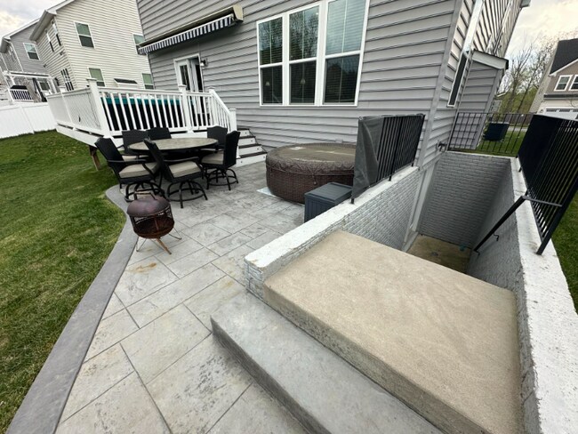 Foto del edificio - 12436 Southington Dr