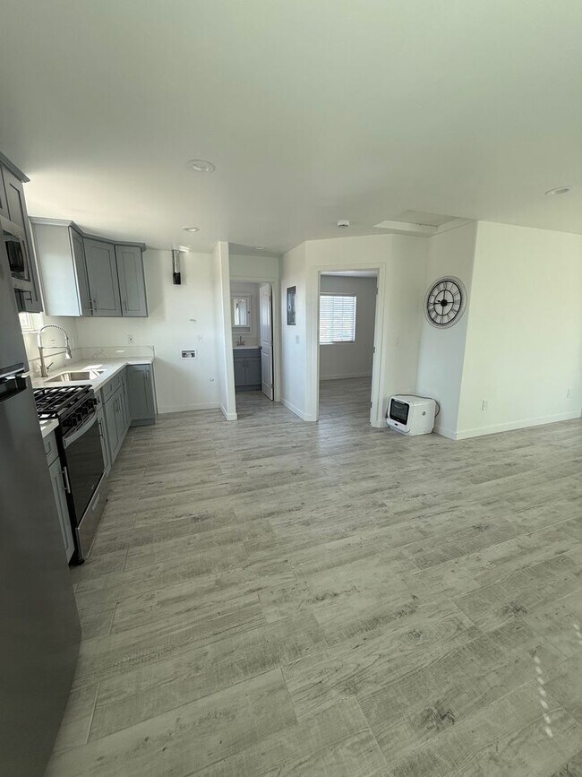 Foto del edificio - Brand New ADU at 521 Summerhill Dr.