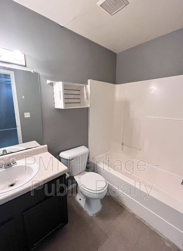 Foto del edificio - 809 E Huntsville Ave