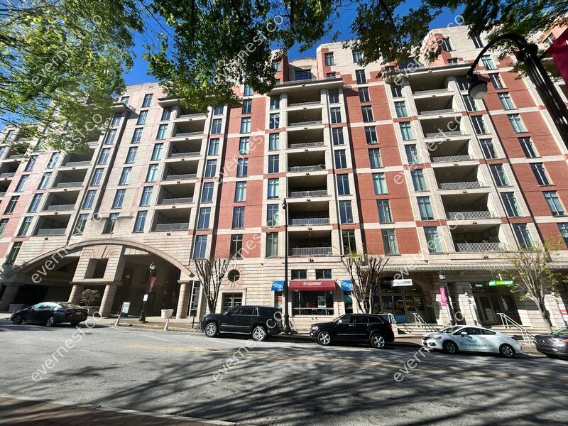 Foto principal - 250 Park Ave W NW