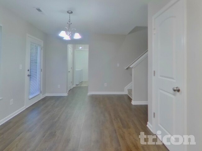 Building Photo - 103 Nora Dr