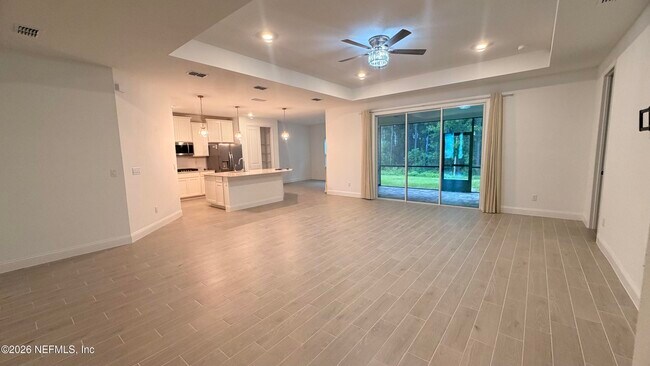 Building Photo - 282 Higgins Lp