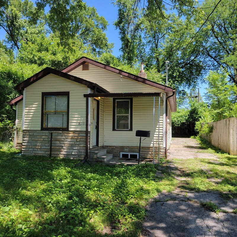 Primary Photo - 1629 56th St